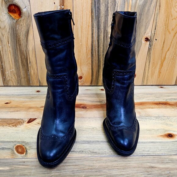 Preview International Heeled Black Leather Bootie - Picture 4 of 8